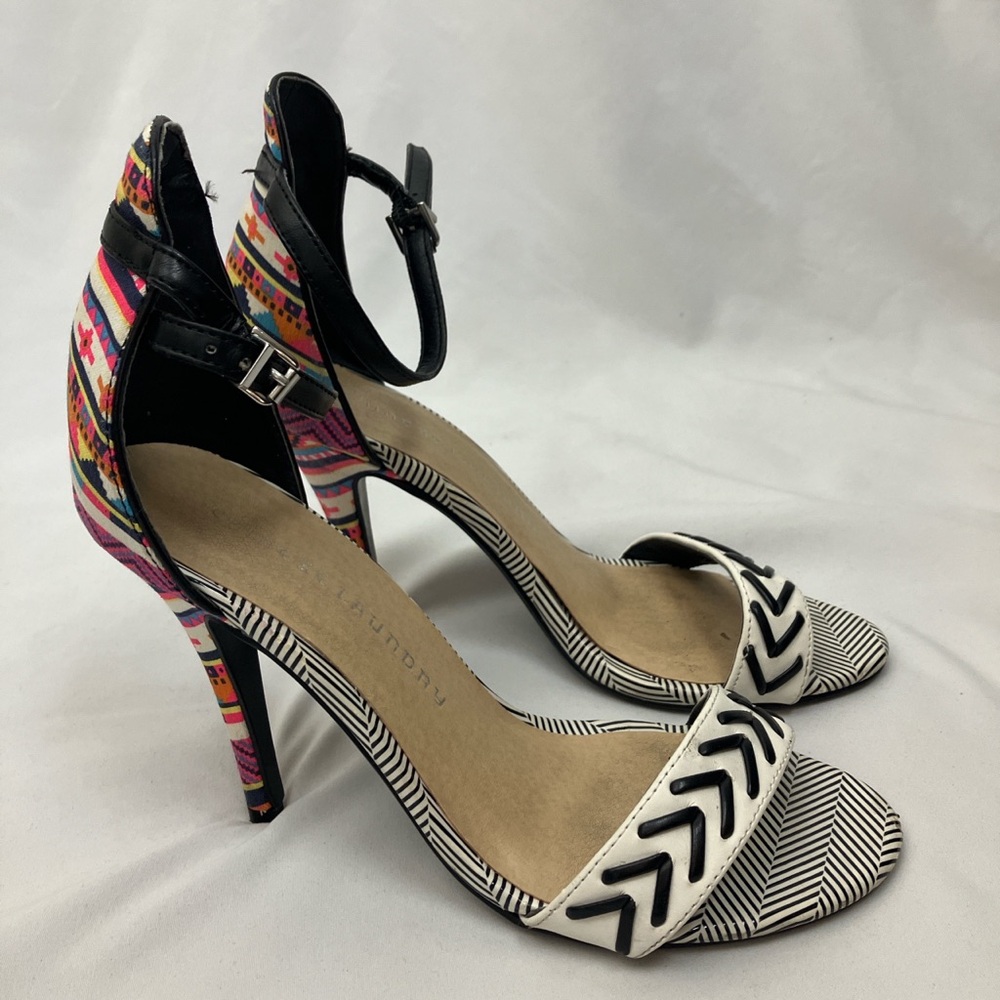 Chinese Laundry tribal print open toe pumps woman’s size 8